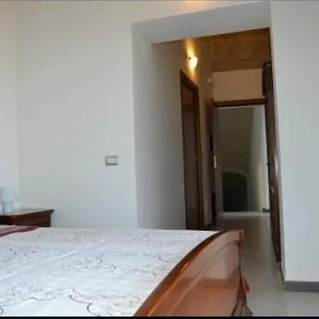 Beb Palazzo Del Conte לינה וארוחת בוקר Castelluccio Valmaggiore
